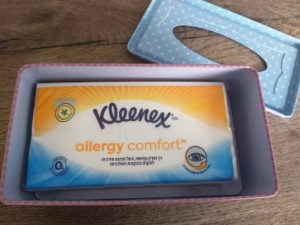 קלינקס משיק Comfort™ Kleenex Allergy טישו היפואלרגני להקלה בתקופת האלרגיות, עדין במיוחד לעור סביב האף ולשימוש מסביב לעיניים