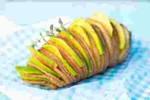 הורה אבוקדו חוגגים ל"ג בעומר עם "חקלאי גרנות" – מגישה מתכון מקורי באווירת החג: תפוח אדמה ממולא אבוקדו